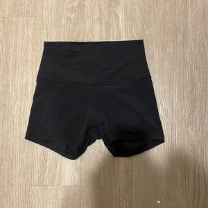 Lululemon align shirt 2.5 inches black size 6